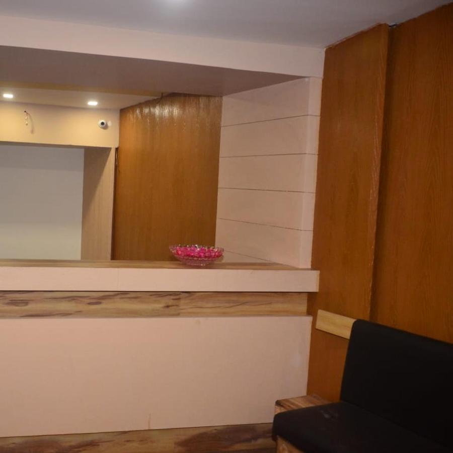 Hotel Poonam Rāipur Eksteriør billede