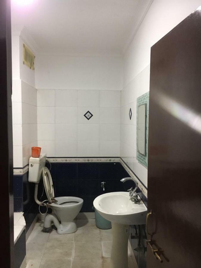 Hotel Poonam Rāipur Eksteriør billede